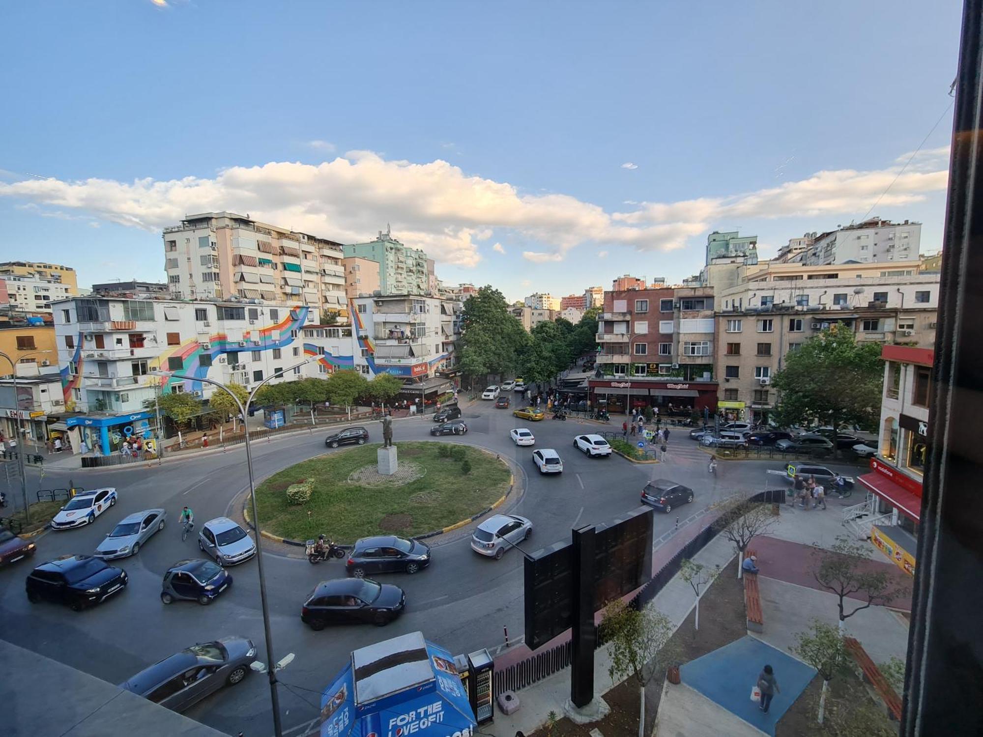 La Mirage & Tiranë
